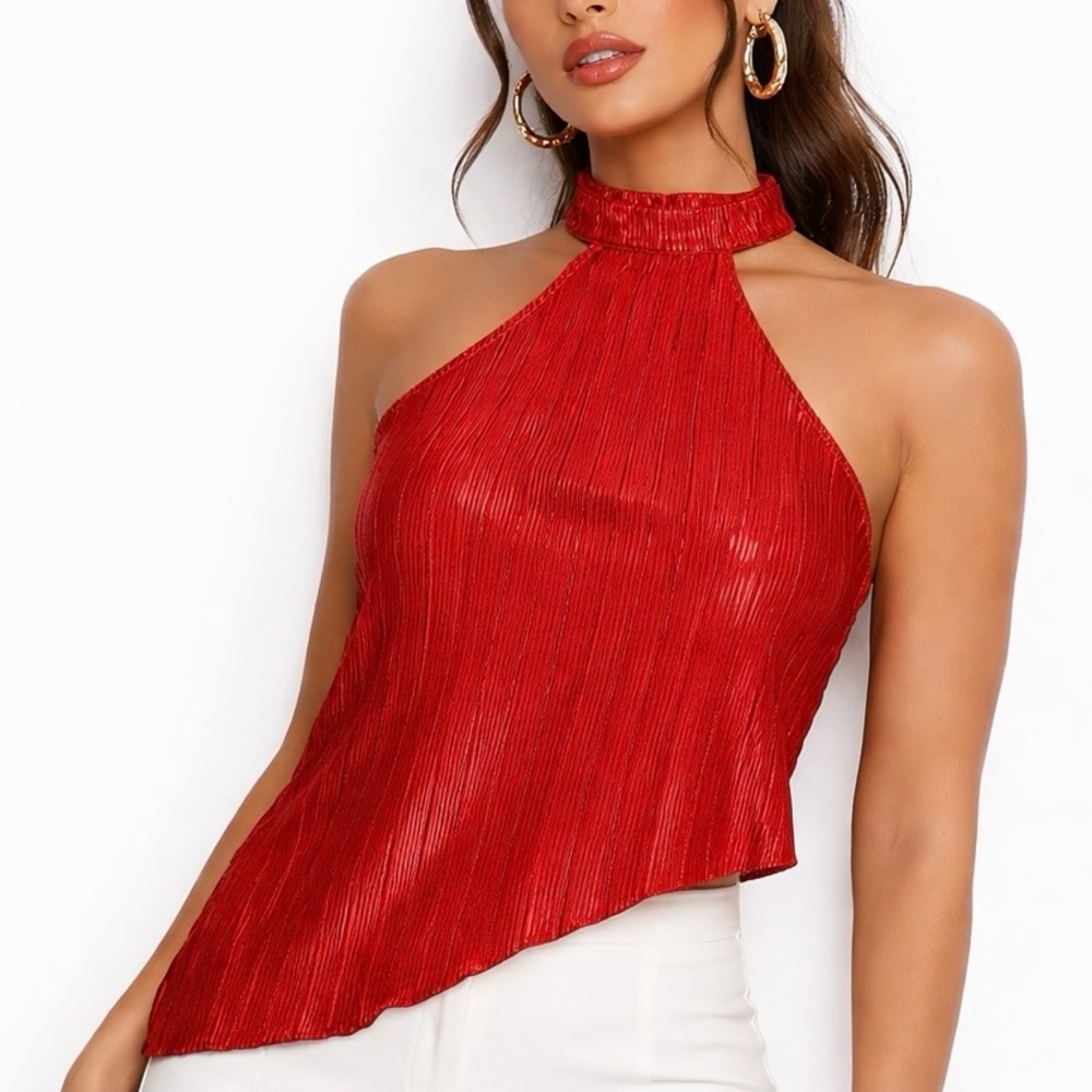 Almost Famous Red‎ Plisse Halter Top L Asymmetrical Hem Metallic Party Edgy